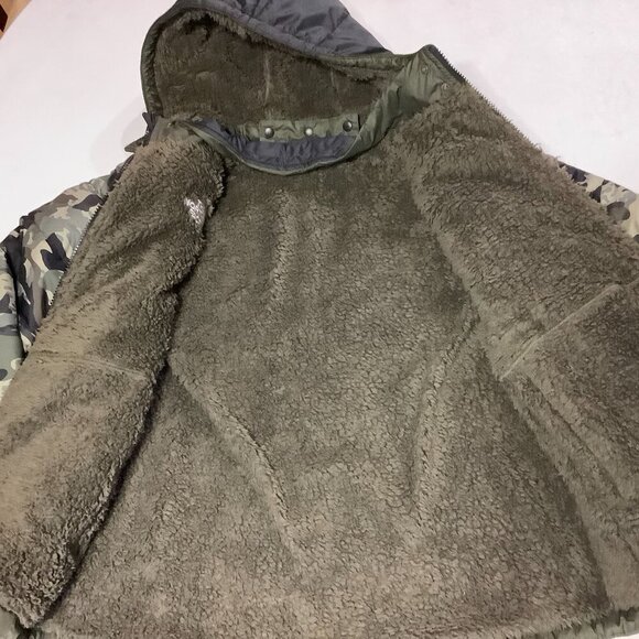 The North Face Reversible Mount Chimbo Camo Fleece Jacket Boy's XL 14-16 - Picture 5 of 9